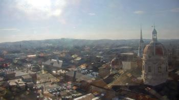 Weather camera view of The Yorktowne Hotel.