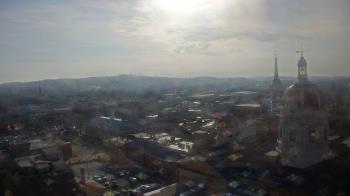 Weather camera view of The Yorktowne Hotel.