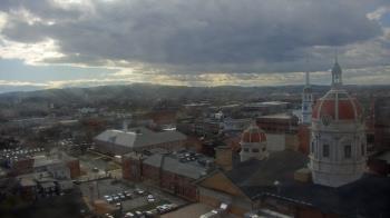 Weather camera view of The Yorktowne Hotel.