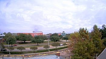 Weather camera view of Chalmette HS.