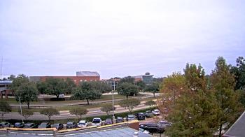 Weather camera view of Chalmette HS.