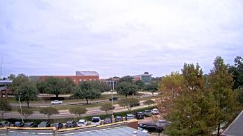 Weather camera view of Chalmette HS.