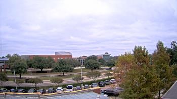 Weather camera view of Chalmette HS.