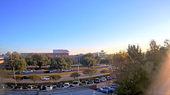 Weather camera view of Chalmette HS.