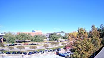 Weather camera view of Chalmette HS.