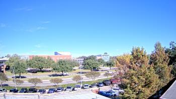 Weather camera view of Chalmette HS.