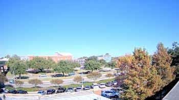 Weather camera view of Chalmette HS.