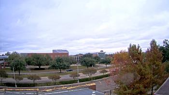 Weather camera view of Chalmette HS.