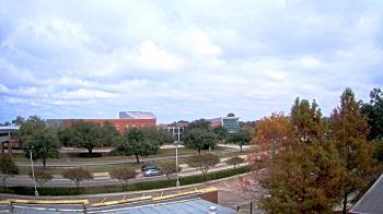 Weather camera view of Chalmette HS.