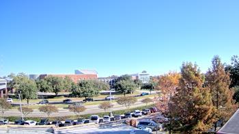 Weather camera view of Chalmette HS.