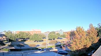 Weather camera view of Chalmette HS.
