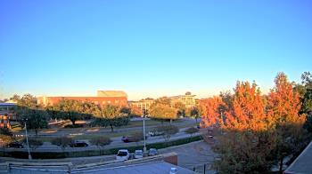 Weather camera view of Chalmette HS.