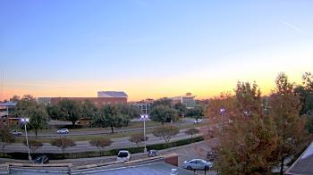 Weather camera view of Chalmette HS.