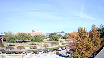 Weather camera view of Chalmette HS.