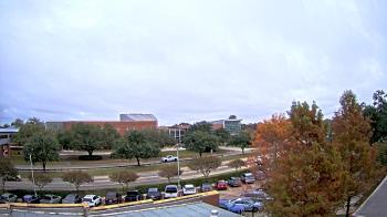 Weather camera view of Chalmette HS.