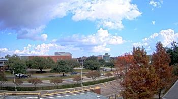 Weather camera view of Chalmette HS.