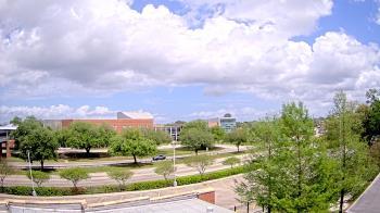 Weather camera view of Chalmette HS.