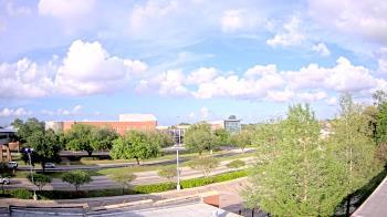 Weather camera view of Chalmette HS.