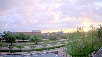 Weather camera view of Chalmette HS.