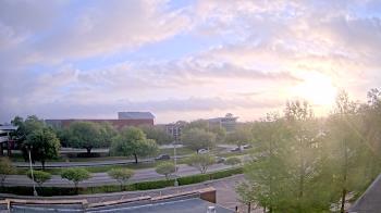 Weather camera view of Chalmette HS.