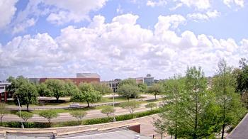 Weather camera view of Chalmette HS.