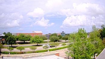 Weather camera view of Chalmette HS.