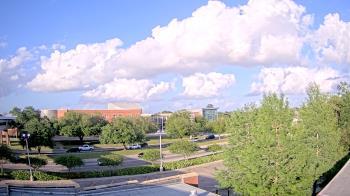 Weather camera view of Chalmette HS.