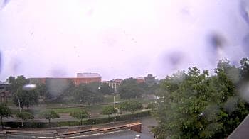 Weather camera view of Chalmette HS.