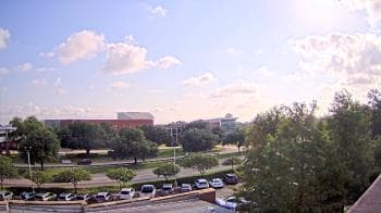 Weather camera view of Chalmette HS.