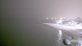 Weather camera view of Edgewater Beach.