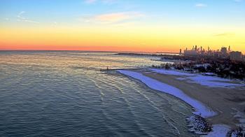 Weather camera view of Edgewater Beach.