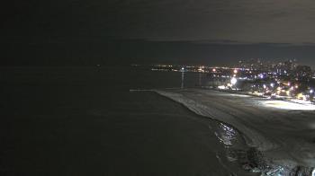 Weather camera view of Edgewater Beach.