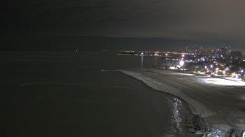 Weather camera view of Edgewater Beach.