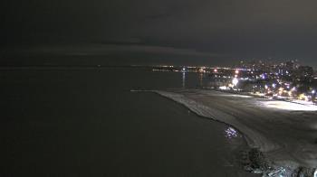 Weather camera view of Edgewater Beach.