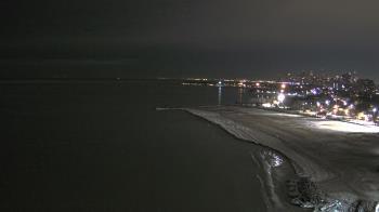 Weather camera view of Edgewater Beach.
