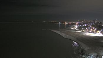 Weather camera view of Edgewater Beach.