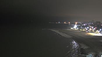 Weather camera view of Edgewater Beach.