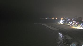 Weather camera view of Edgewater Beach.