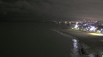 Weather camera view of Edgewater Beach.