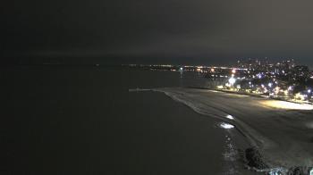 Weather camera view of Edgewater Beach.