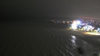 Weather camera view of Edgewater Beach.