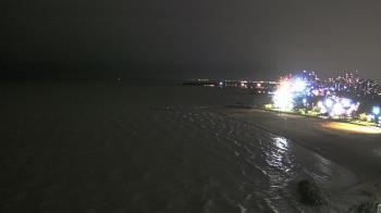 Weather camera view of Edgewater Beach.