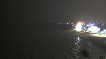 Weather camera view of Edgewater Beach.