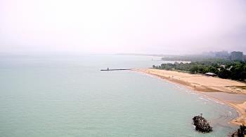 Weather camera view of Edgewater Beach.