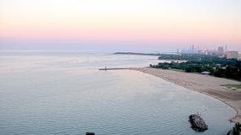Weather camera view of Edgewater Beach.
