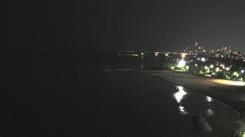 Weather camera view of Edgewater Beach.