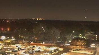 Weather camera view of Chippenham Hospital.