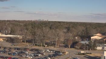 Weather camera view of Chippenham Hospital.