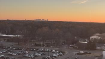 Weather camera view of Chippenham Hospital.