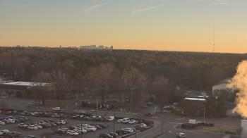 Weather camera view of Chippenham Hospital.
